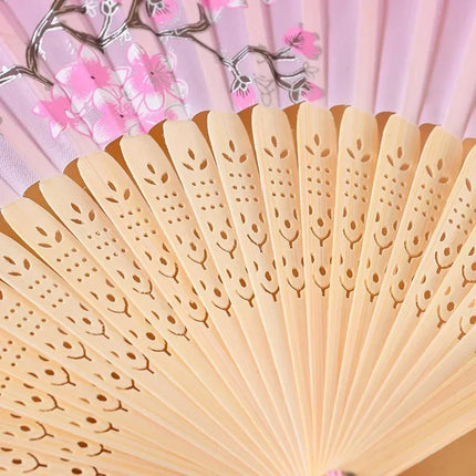 Silk Folding Fan / Éventail Pliant Soie