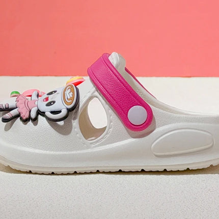 Girls' Slippers with Cute Charms Summer Garden Shoes Beach Sandals Non-slip Breathable Clogs for Girls Indoor & Outdoor Footwear