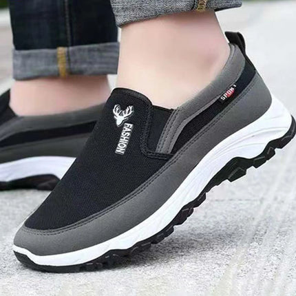 Men Casual Canvas Shoes Lightweight Summer Mesh Shoes Breathable Slip on Flats Men Fashion Walking Shoes Soft Loafers for Men