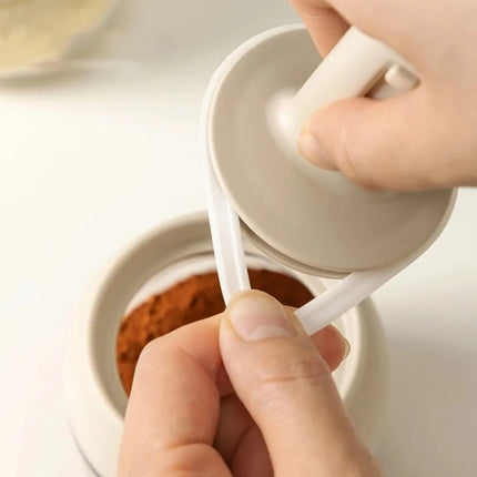 1/3 pcs Glass Seasoning Bottle With Telescopic Spoon Household Kitchen Salt Storage Box Leak Proof and Moisture-proof