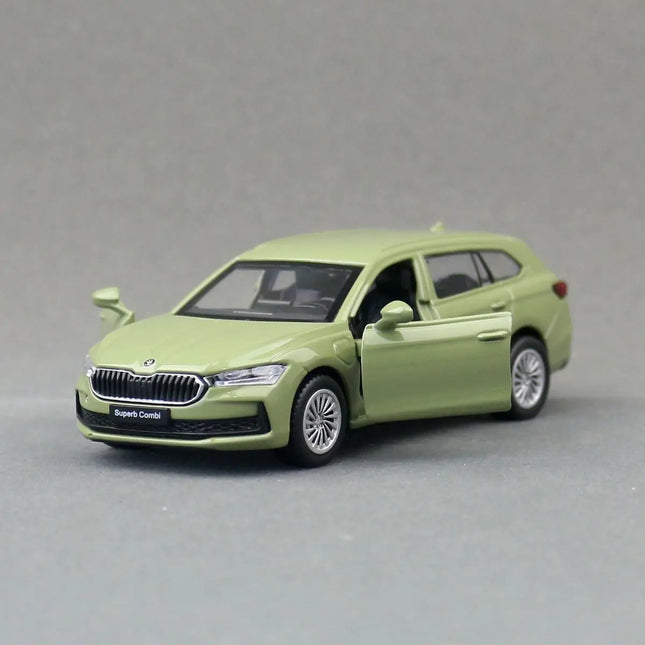 1/43 Skoda Superb Combi Toy Car Model Diecast Metal Alloy Vehicle Miniature Pull Back Collection Gift Boys Children Match Box