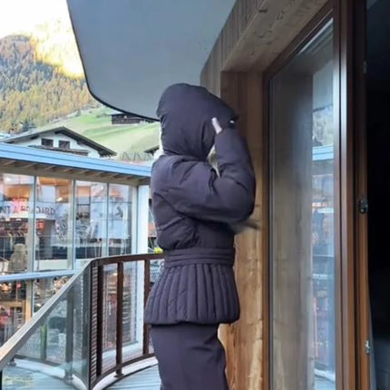 Women Peplum Ski Jackets Hooded Stand Collar Belt Waist Zipper Solid Puffer Jacket Fashion Sheath Warm Sport Winter 2025 Skiwear