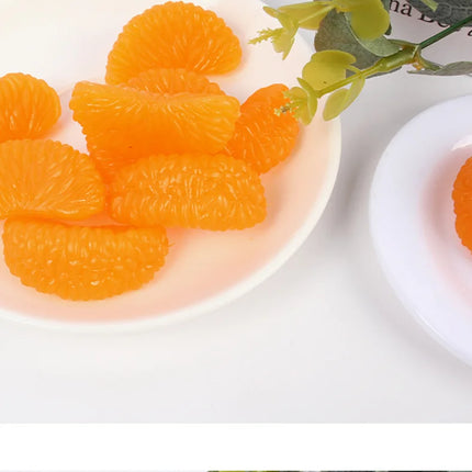 New Simulation Orange Petal Fruit Model Key Chain Creative Backpack Hanging Accessories Key Ring Party Gift
