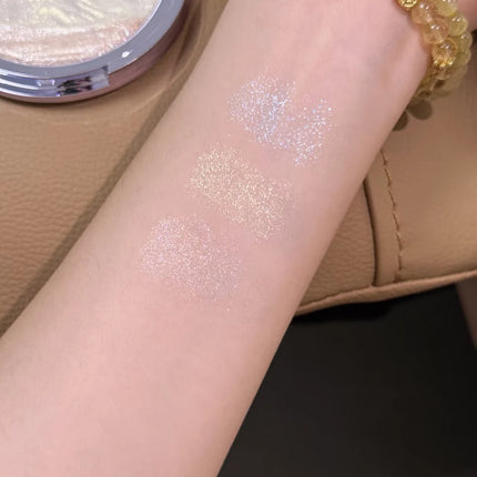 The best-selling Truth Rizhao Jinshan High Gloss Powder Three-color High Gloss Cream is a fine pearlescent facial contouring, br