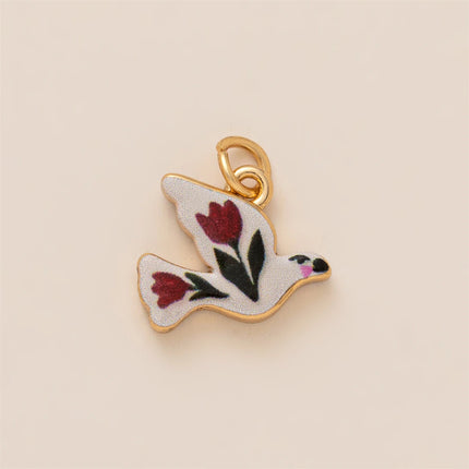 New Love Flower Animal Series Pendant Sweet and Simple Style Necklace Gold Plated Color Preserved