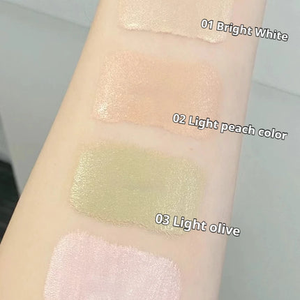 Girlscrush Liquid Concealer Facial Brightening Velvet Sunscreen Mark Expand Moisture Skin Application Holding Makeup