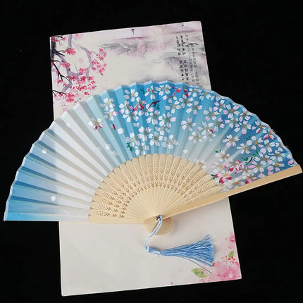 1 pcs Exiquisite Cat Patterns Summer Gift Cartoon Bamboo Wooden Folding Fan Fan Crafts Silk Fan Home Decoration