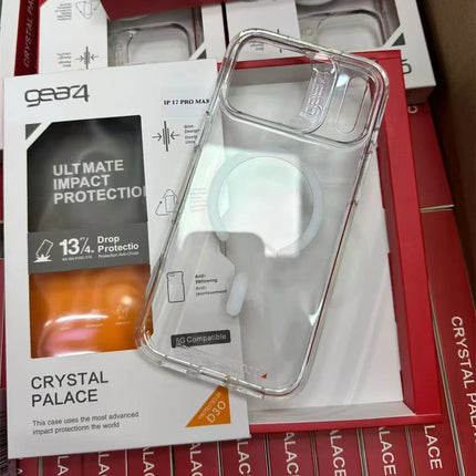 Clear MagSafe Case / Coque MagSafe Transparente
