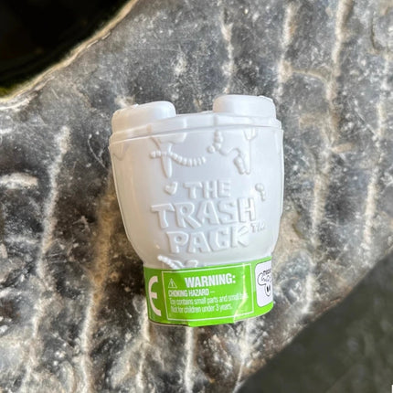 Genuine Capsule Toy Exported European American Grosserys Gangs Rubbish Bug Bin Series Figurines Collectible Box Broken Blind Box