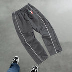 Gray / M