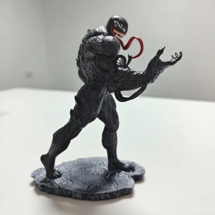 New 18cm Marvel Venom Large Animated Characters Customized Action Character Models Creative Desktop Decorations For Boys Gifts
