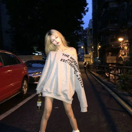 Sexy Oversized T-shirt Women Streetwear Letter Print Skew Collar Off Shoulder Long Sleeve Basic Top Korean Fashion Loose T-shirt