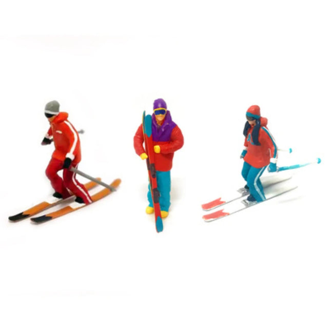 2025 New 1/64 Scale Ice And Snow Athlete Hand Painted Skiing Miniature Model DIY Scene Paired With Holiday Gift Toy Figurine